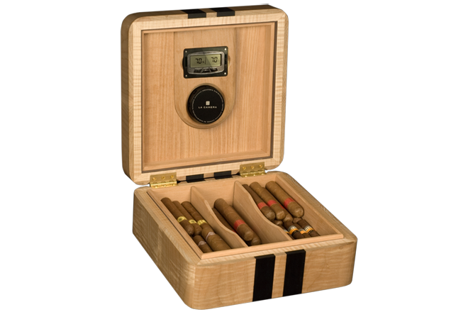 Humidor alta calidad, artesanal, hecho a mano, diseño 