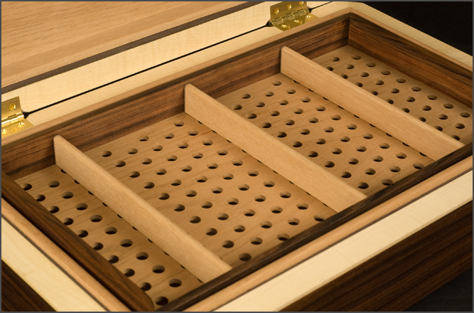high quality, high-end, luxury, humidor, high Quality, solid construction, Cigar Aging, perfect humidor